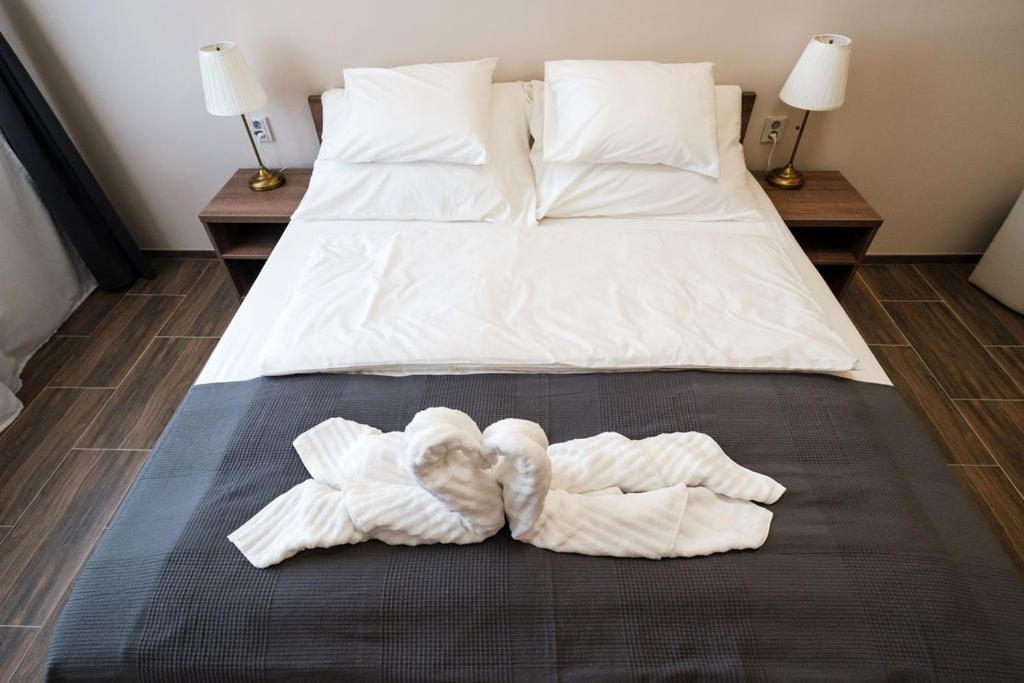 Mp Hotel Зноймо Екстериор снимка